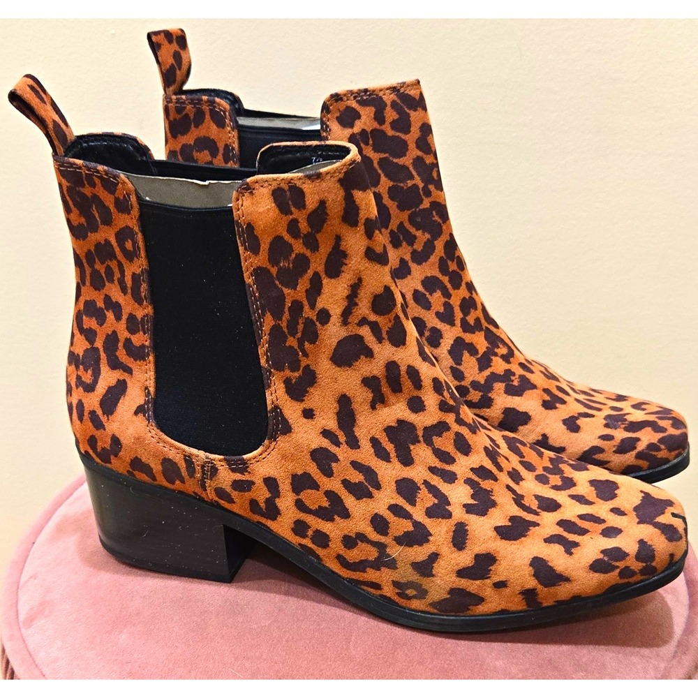 A New Day Women's Leopard Print Chelsea Ankle Boots Slip-On Almond Toe Sz 7.5